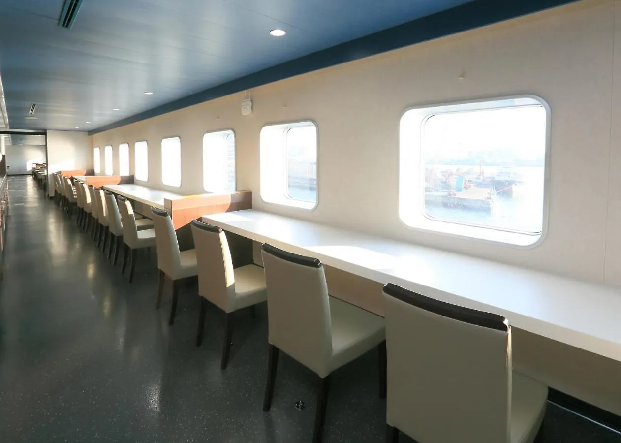 Meimon Taiyo Ferry 1St Sailing From Osaka To Kitakyushu Hotel